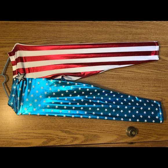 Marvel leggings Size S, M Perfect 4th July Pants - Picture 2 of 7